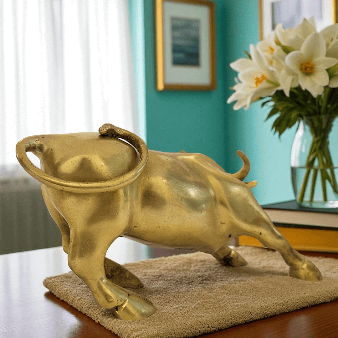 Buy Brass Bull Showpiece by Tamas – Premium Gift for Office or Decor